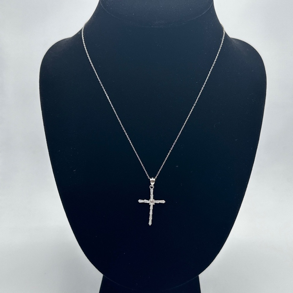 Vintage Sterling Silver .925 crystal‎ cross Necklace #377